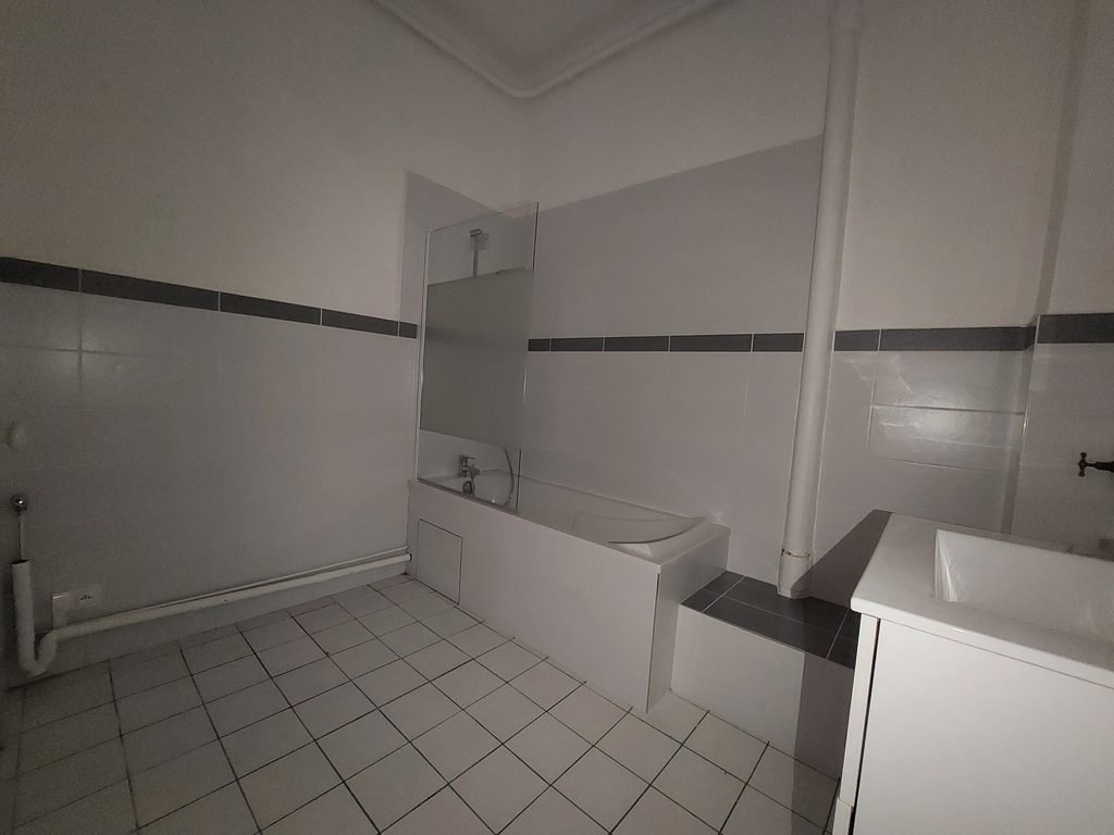 LOCATION - Appartement - ST ETIENNE (42000) - 780 €