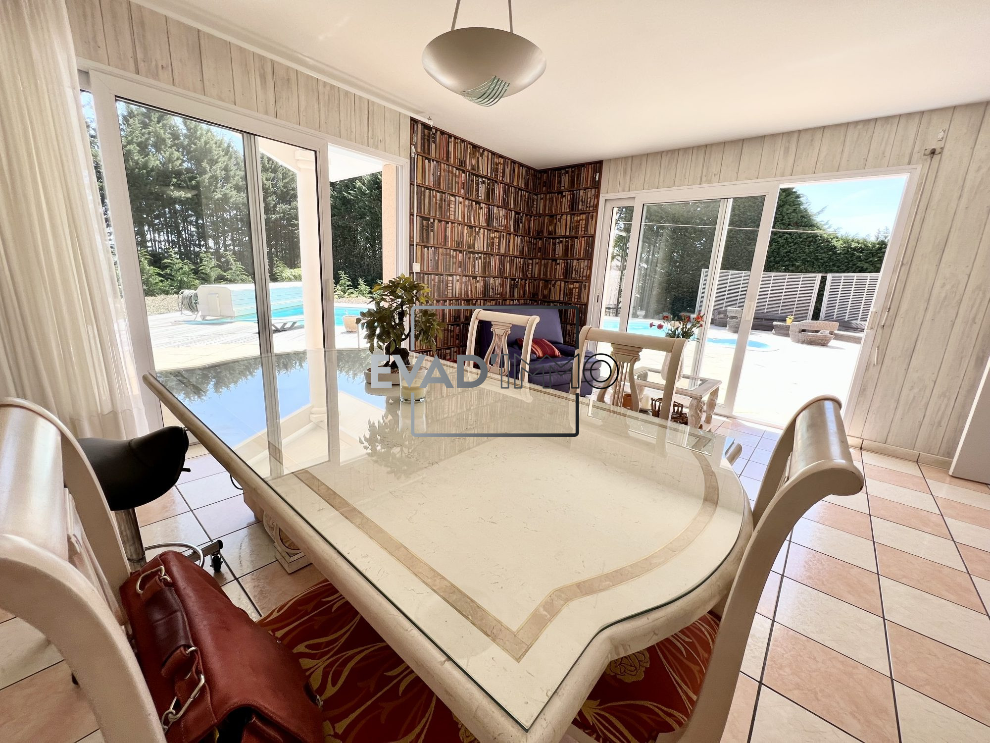 VENTE - Maison - Chazelles-sur-Lyon (42140) - 499000 €