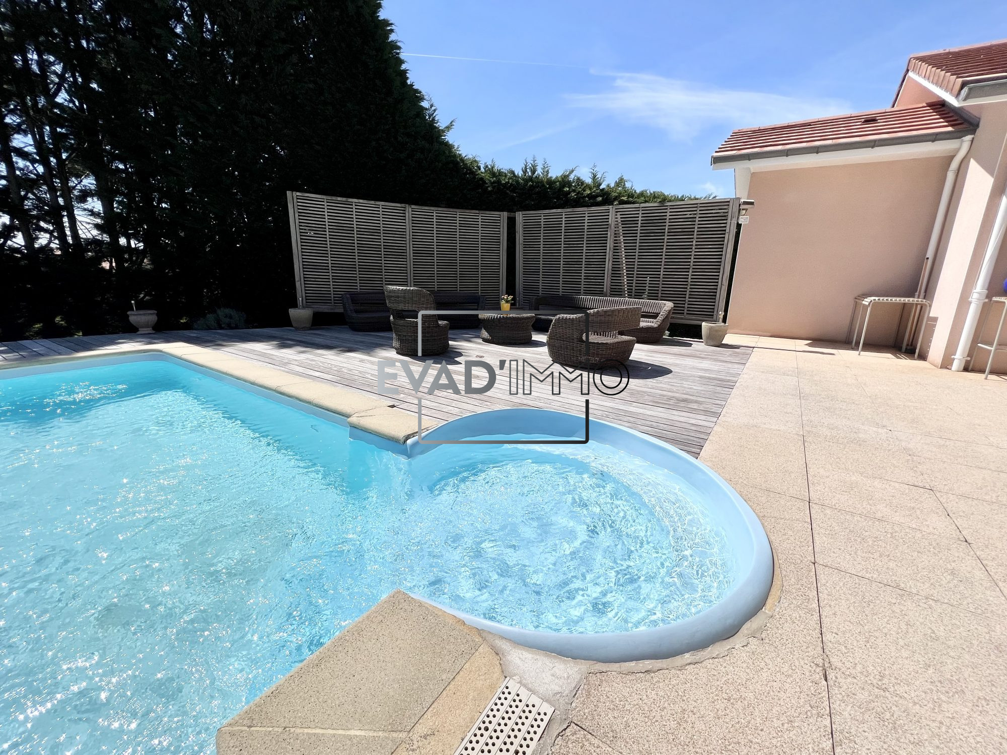 VENTE - Maison - Chazelles-sur-Lyon (42140) - 499000 €