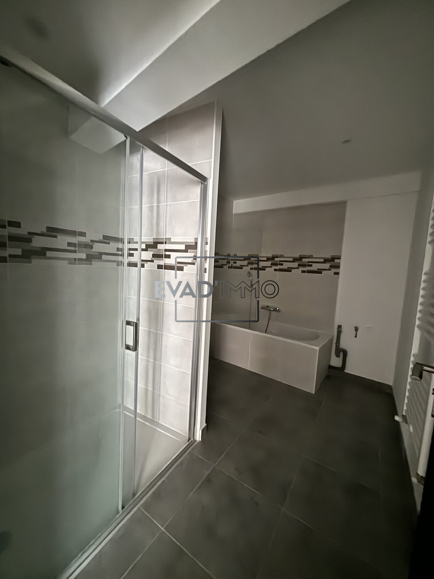 VENTE DE PRESTIGE - Maison - Saint-Galmier (42330) - 199000 €