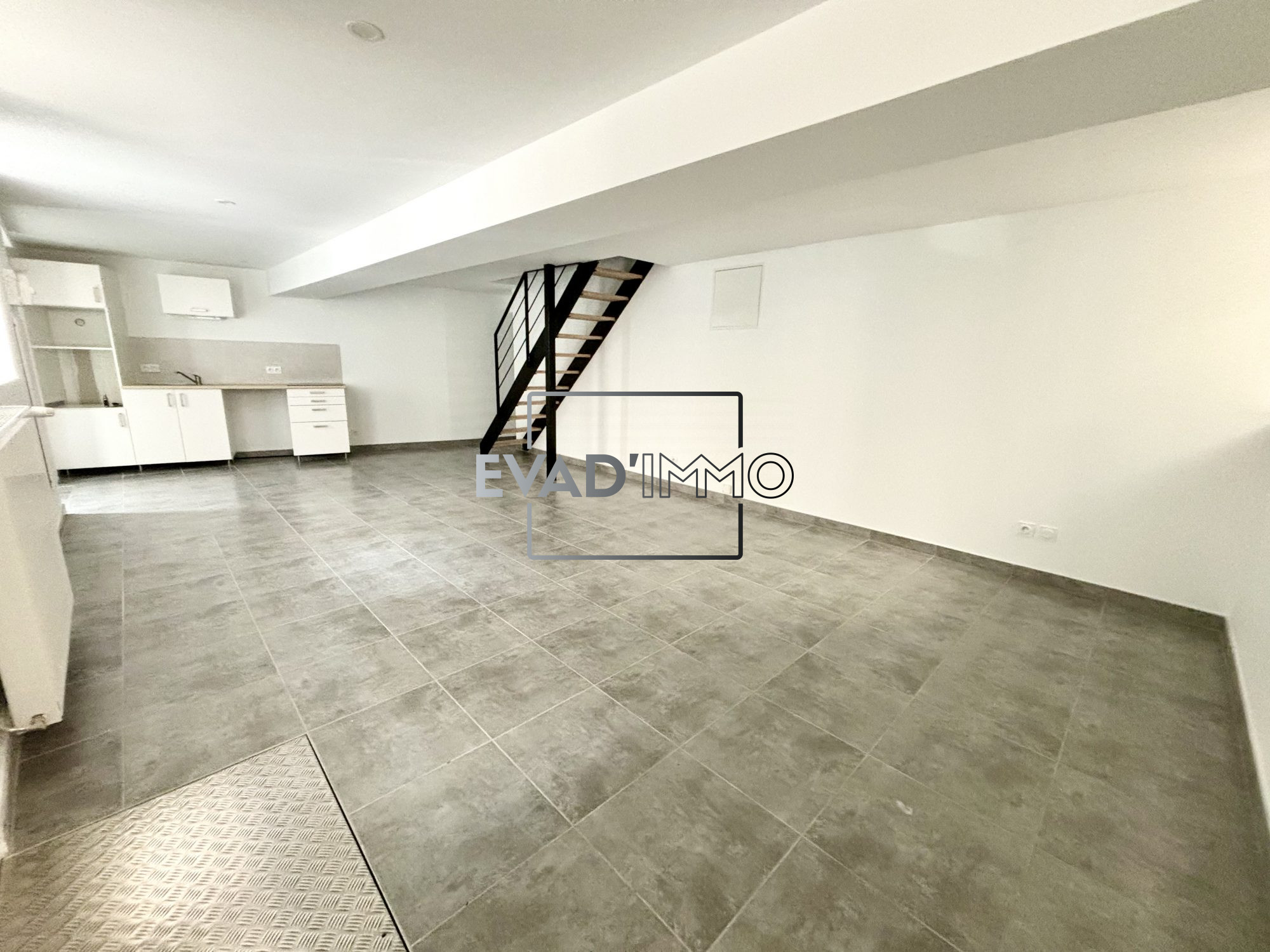 VENTE DE PRESTIGE - Maison - Saint-Galmier (42330) - 199000 €