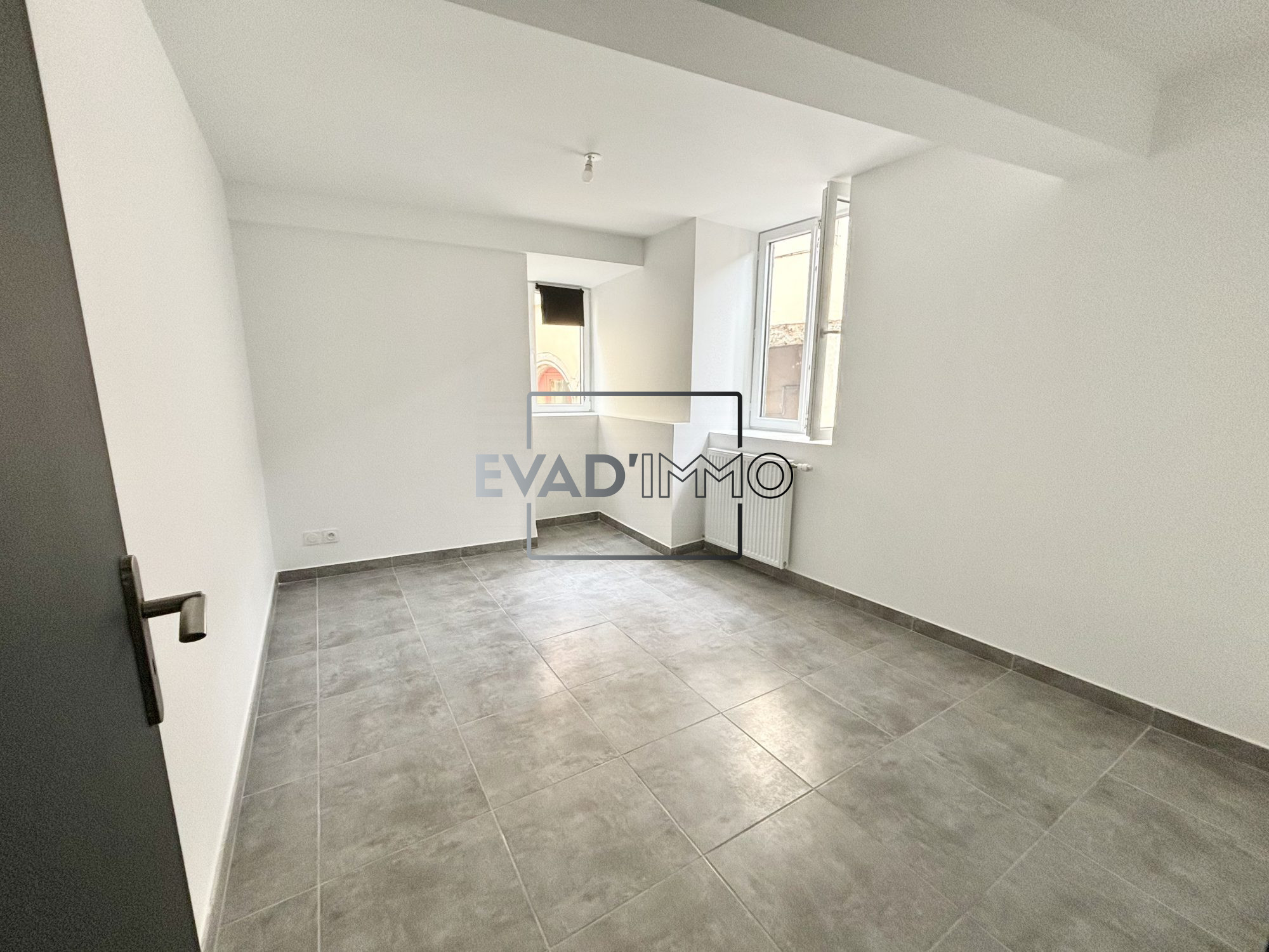 VENTE DE PRESTIGE - Maison - Saint-Galmier (42330) - 199000 €