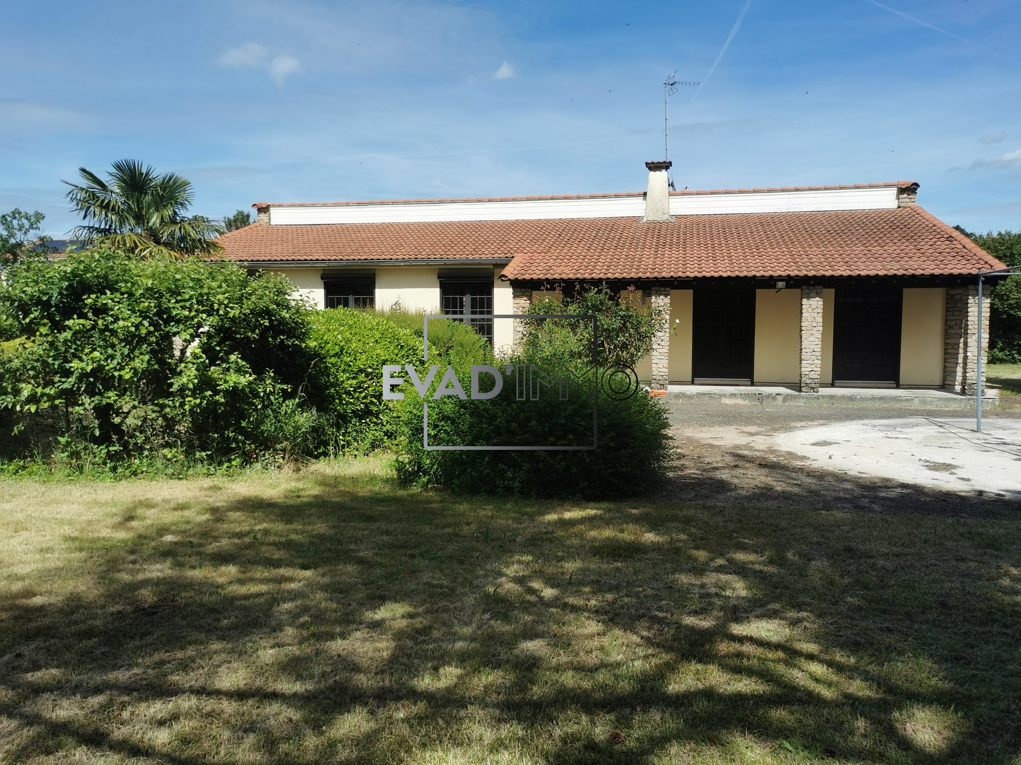 VENTE - Maison - Cuzieu (42330) - 259000 €