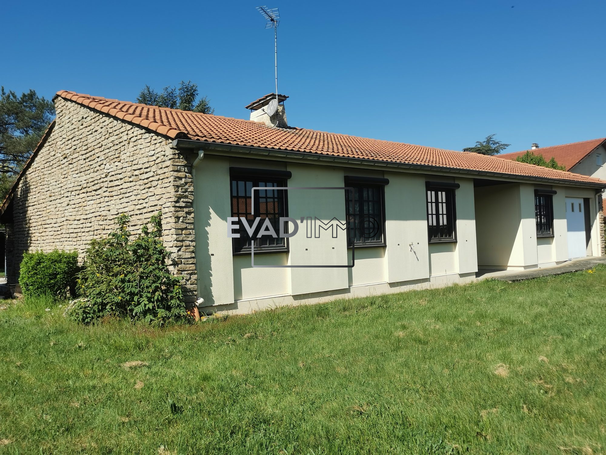 VENTE - Maison - Cuzieu (42330) - 259000 €