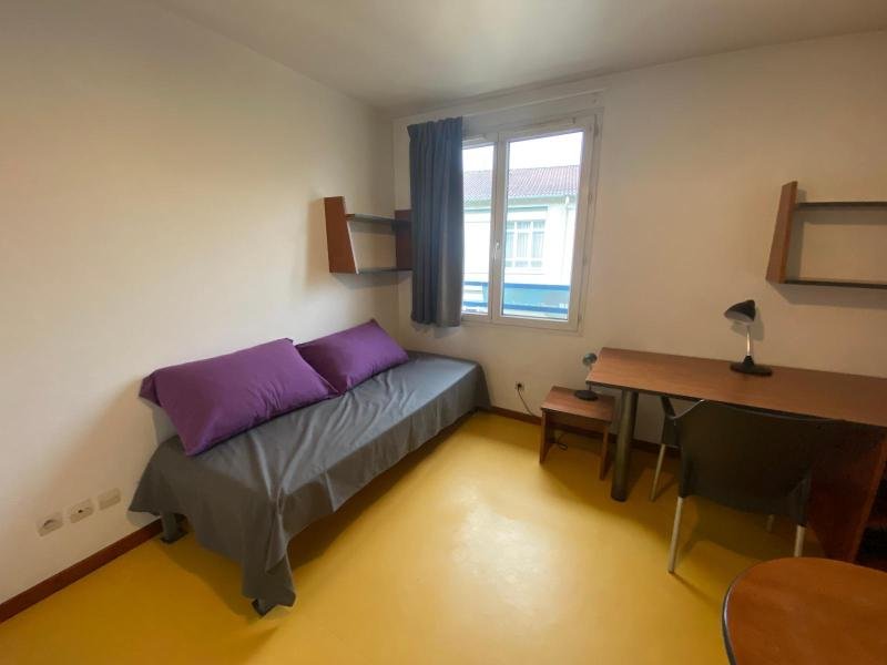 LOCATION - Appartement - ST ETIENNE (42000) - 380 €