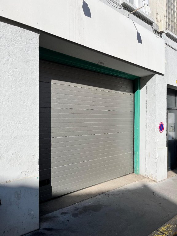 LOCATION - Local - ST ETIENNE (42000) - 950 €