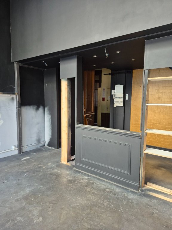 LOCATION - Local - ST ETIENNE (42000) - 790 €