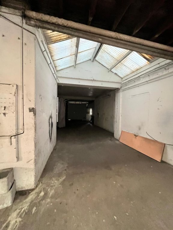 LOCATION - Local - ST ETIENNE (42000) - 950 €