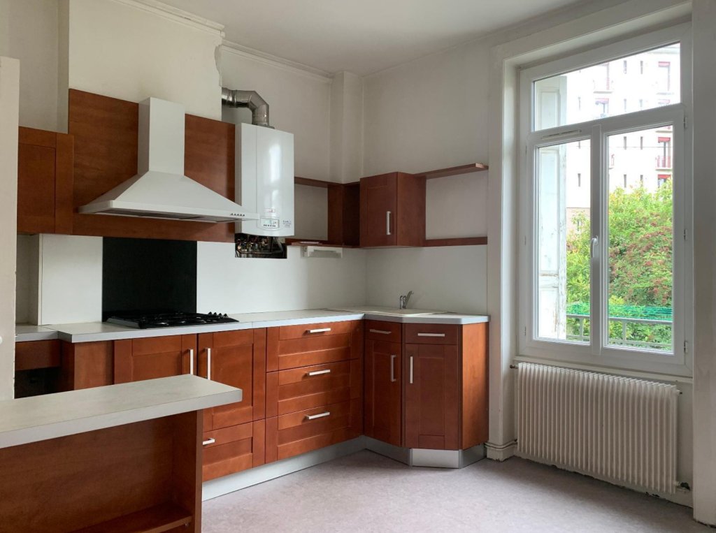 LOCATION - Appartement - ST ETIENNE (42000) - 520 €