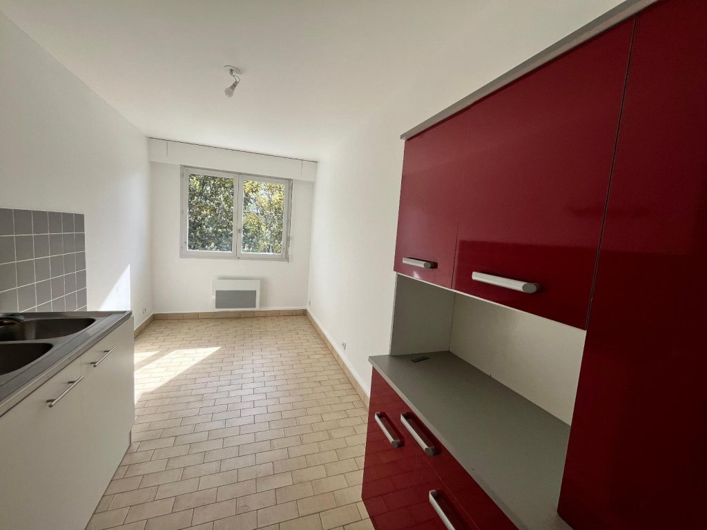 LOCATION - Appartement - ST ETIENNE (42000) - 787 €