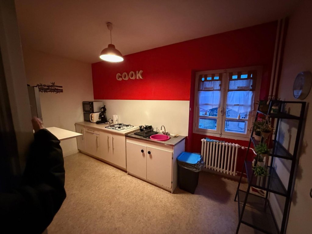 VENTE - Immeuble - ST MAURICE EN GOURGOIS (42240) - 235000 €