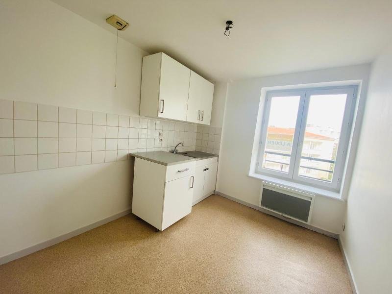 LOCATION - Appartement - ST PRIEST EN JAREZ (42270) - 446 €