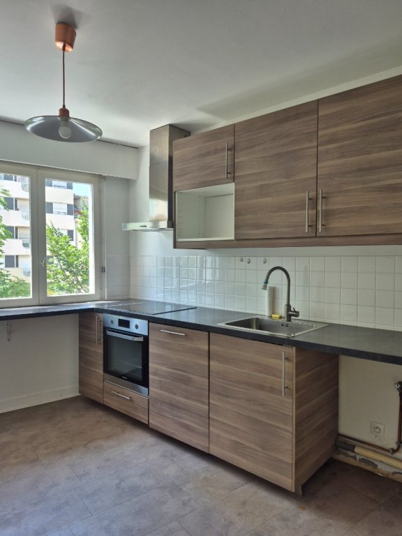 LOCATION - Appartement - ST ETIENNE (42000) - 691 €