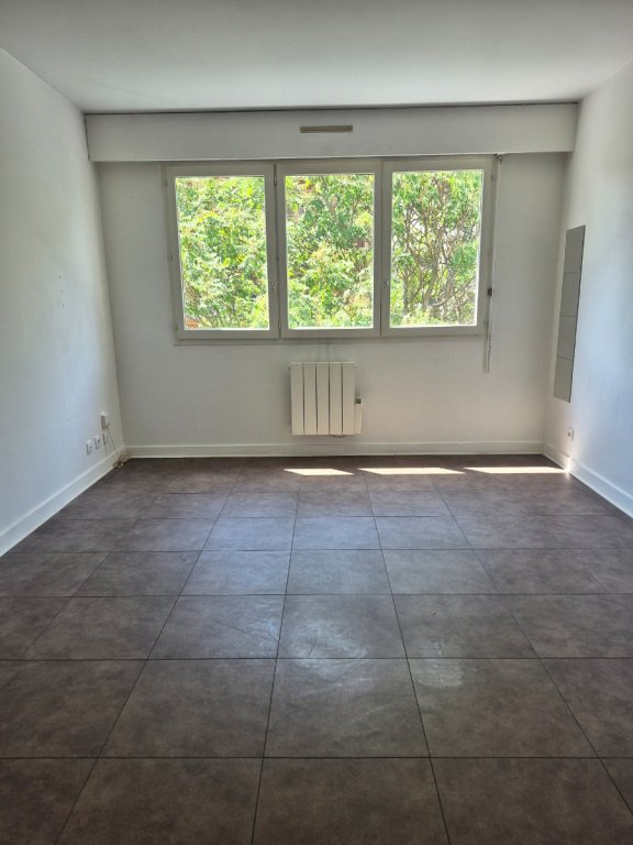 LOCATION - Appartement - ST ETIENNE (42000) - 691 €