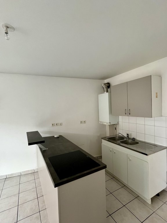 LOCATION - Appartement - ST ETIENNE (42000) - 563 €