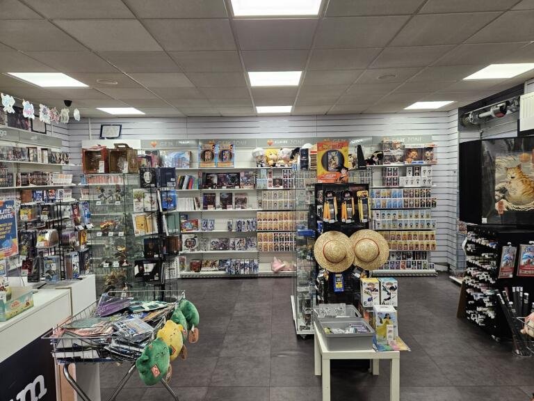 VENTE - Boutique - ST ETIENNE (42000) - 195000 €