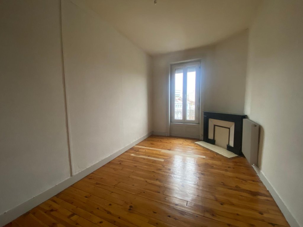 LOCATION - Appartement - ST ETIENNE (42000) - 450 €