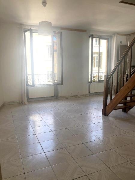 LOCATION - Appartement - ST ETIENNE (42000) - 395 €