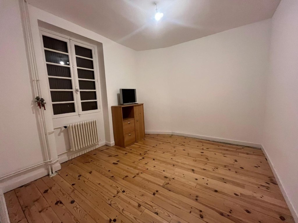 VENTE - Immeuble - ST MAURICE EN GOURGOIS (42240) - 235000 €