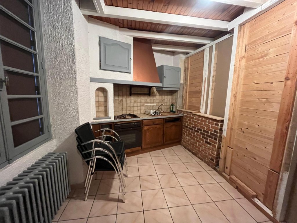 VENTE - Immeuble - ST MAURICE EN GOURGOIS (42240) - 235000 €