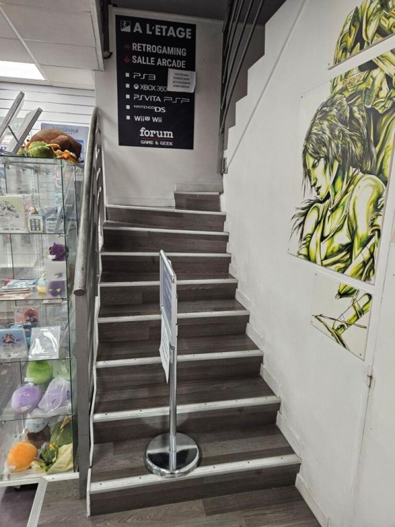 VENTE - Boutique - ST ETIENNE (42000) - 195000 €