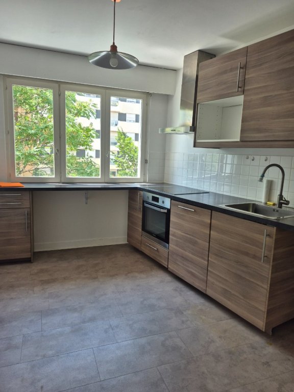 LOCATION - Appartement - ST ETIENNE (42000) - 691 €