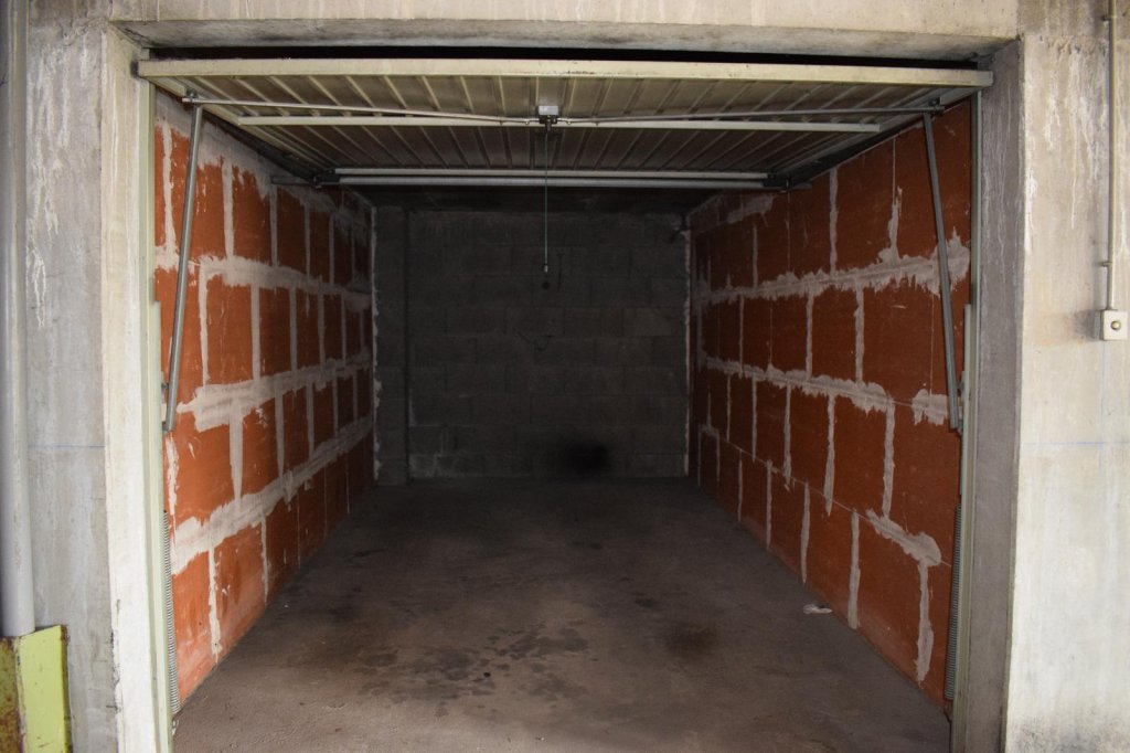LOCATION - Parking/box - LA RICAMARIE (42150) - 64 €