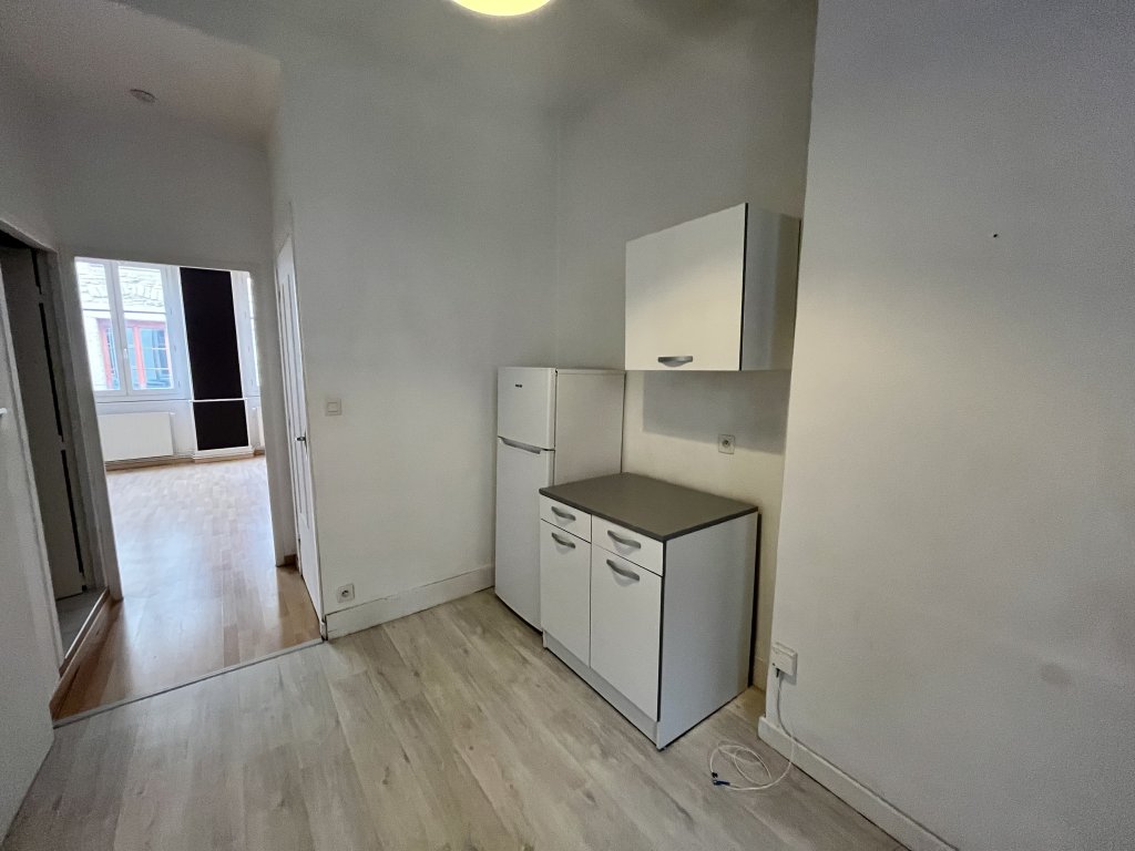 LOCATION - Appartement - ST ETIENNE (42000) - 400 €