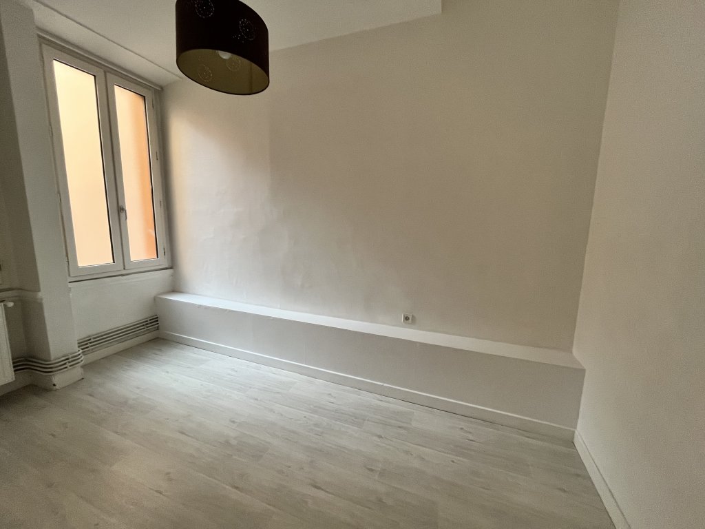 LOCATION - Appartement - ST ETIENNE (42000) - 400 €