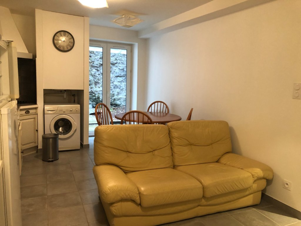 LOCATION - Appartement - ST ETIENNE (42000) - 450 €