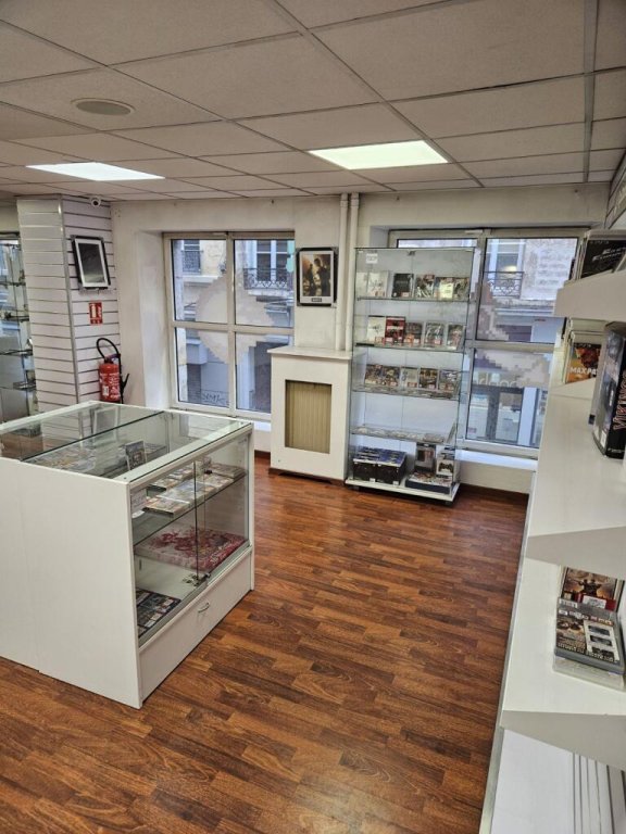 VENTE - Boutique - ST ETIENNE (42000) - 195000 €