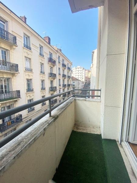LOCATION - Appartement - ST ETIENNE (42000) - 798 €