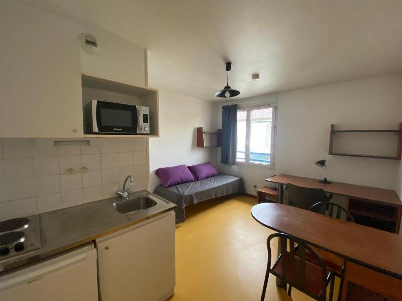 LOCATION - Appartement - ST ETIENNE (42000) - 380 €