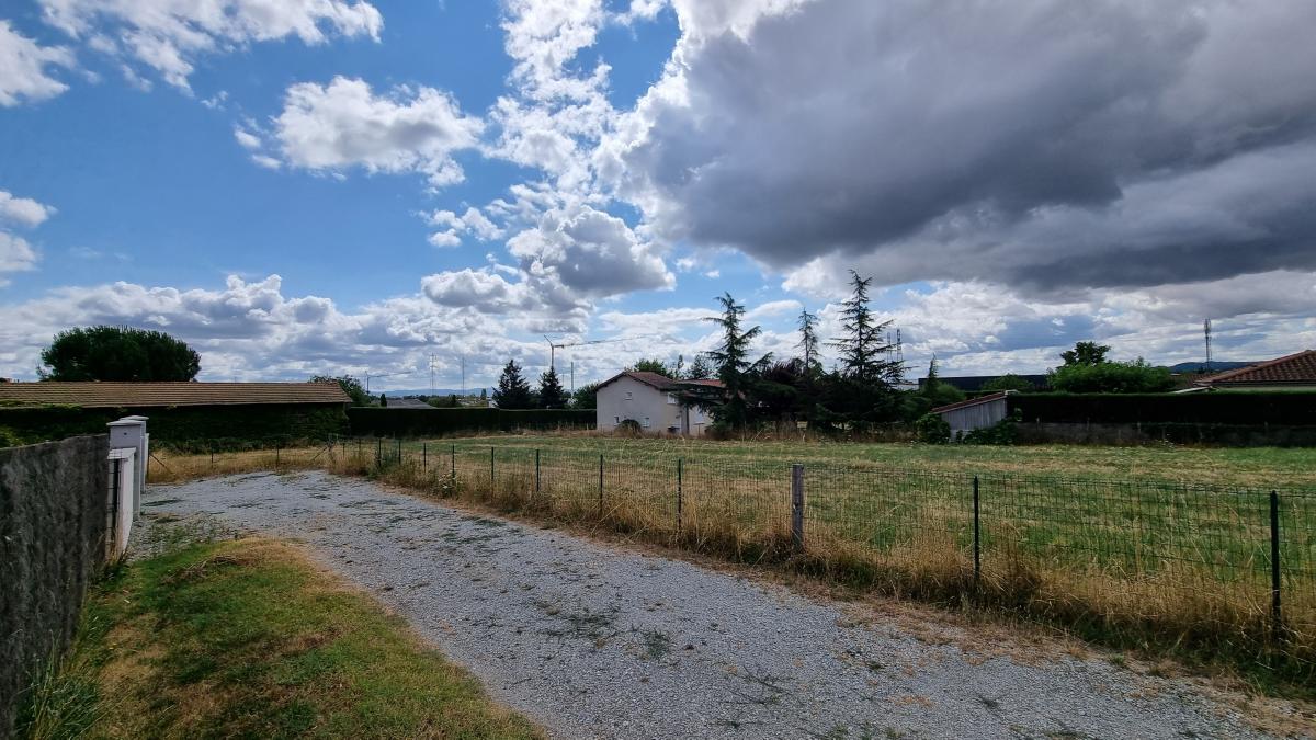 VENTE - Terrain - MONTBRISON (42600) - 60000 €