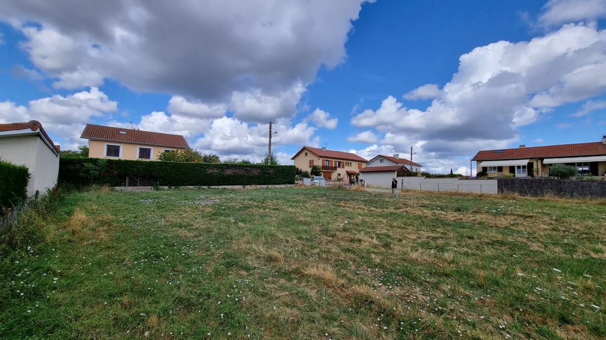 VENTE - Terrain - MONTBRISON (42600) - 60000 €