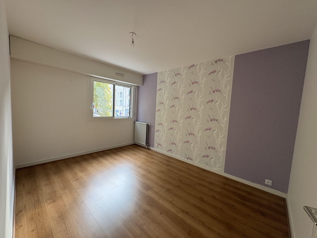 LOCATION - Appartement - FEURS (42110) - 795 €