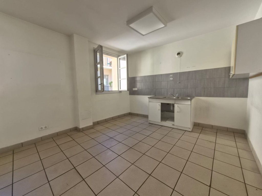VENTE - Loft/atelier/surface - MONTBRISON (42600) - 160000 €