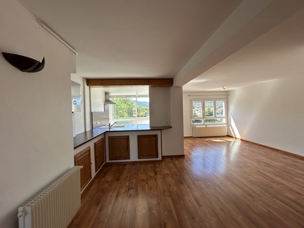 LOCATION - Appartement - MONTBRISON (42600) - 670 €