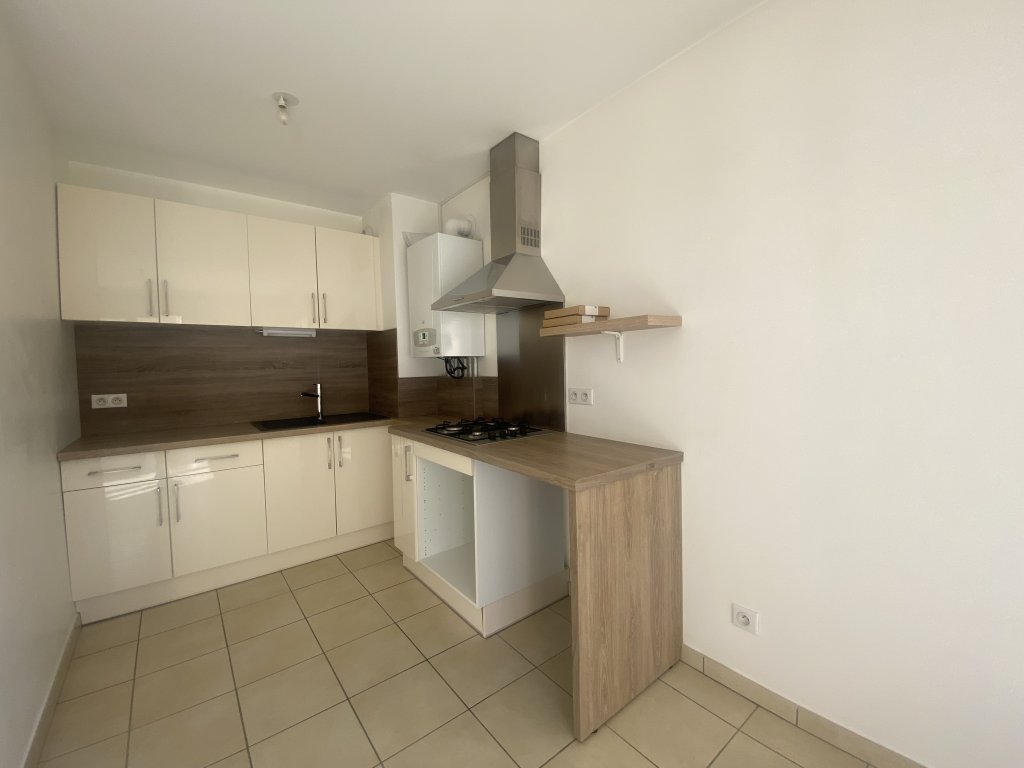 LOCATION - Appartement - MONTBRISON (42600) - 748 €
