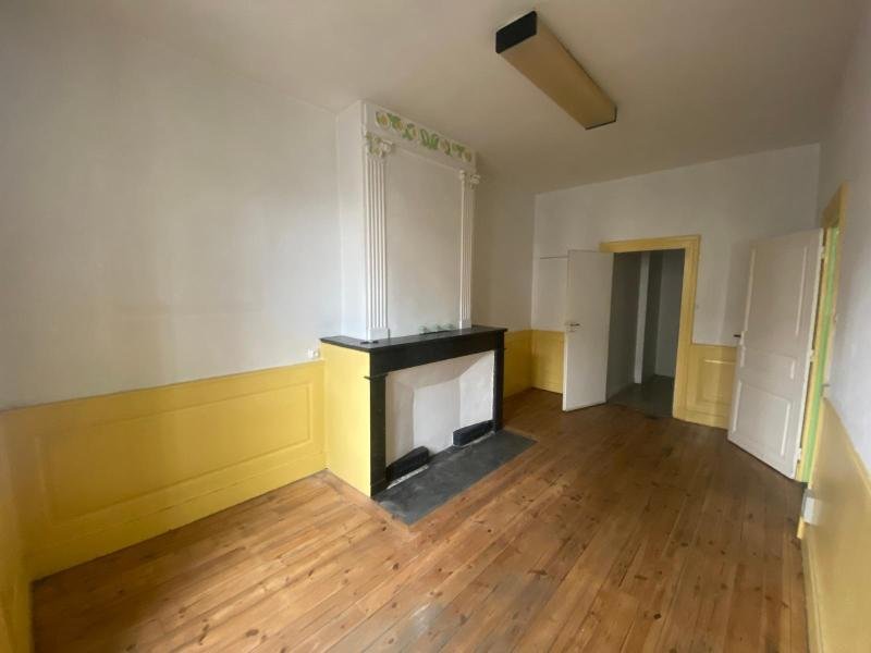 LOCATION - Local - MONTBRISON (42600) - 745 €