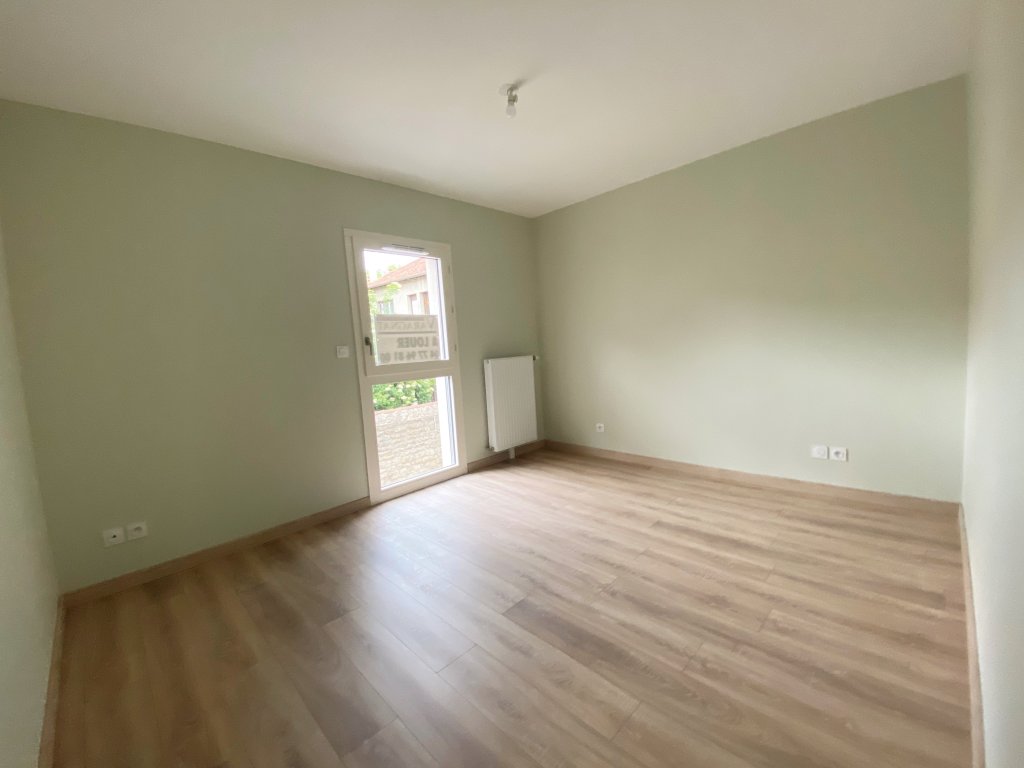 LOCATION - Appartement - MONTBRISON (42600) - 826 €