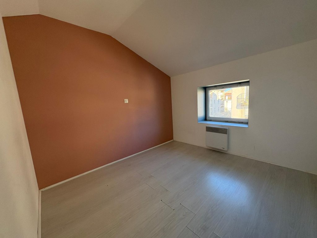 VENTE - Maison/villa - FEURS (42110) - 98000 €