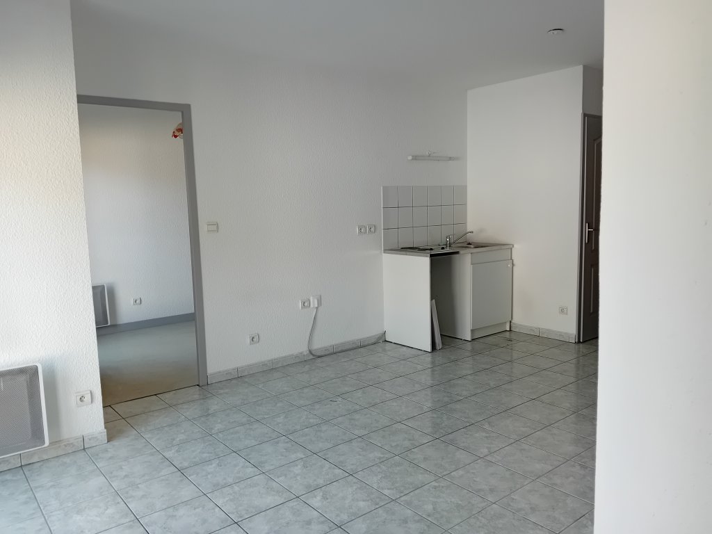 LOCATION - Appartement - BOEN SUR LIGNON (42130) - 366 €