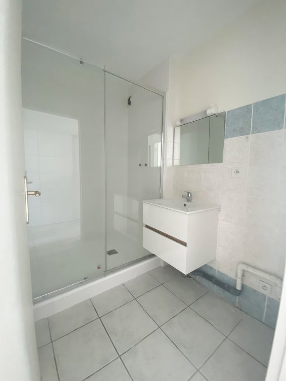 LOCATION - Appartement - ST BONNET LE CHATEAU (42380) - 680 €