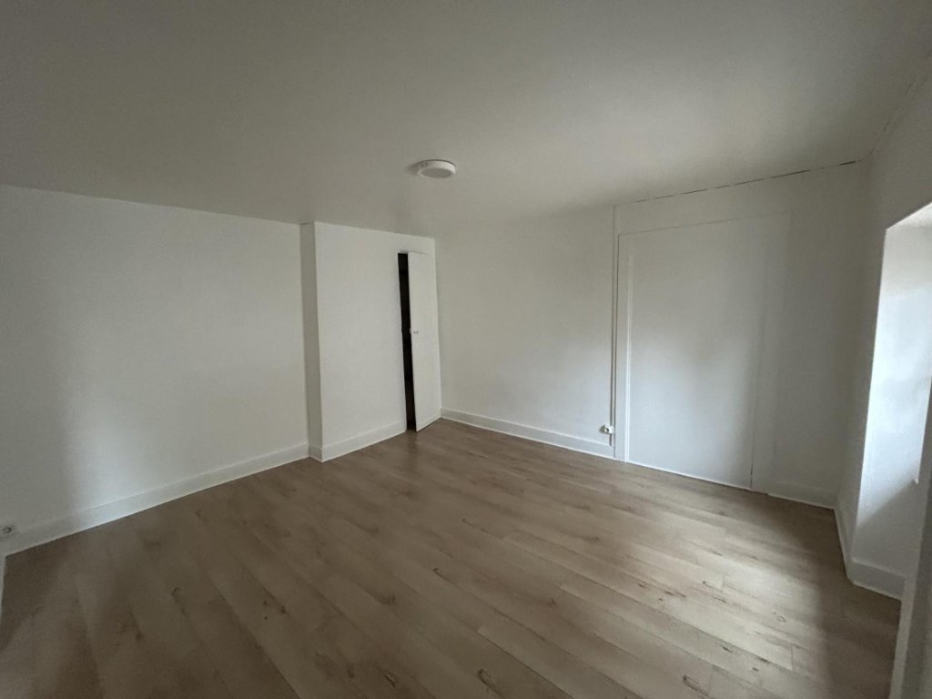 LOCATION - Appartement - MONTBRISON (42600) - 450 €