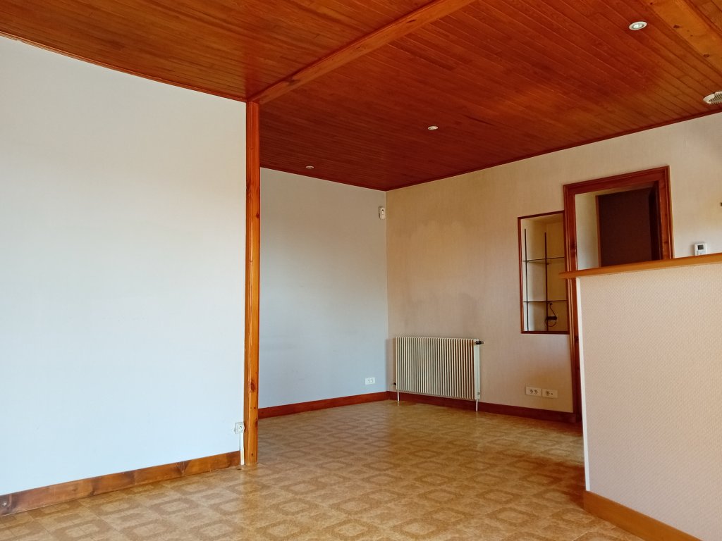 LOCATION - Maison/villa - MONTVERDUN (42130) - 800 €