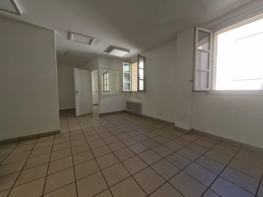 VENTE - Loft/atelier/surface - MONTBRISON (42600) - 160000 €
