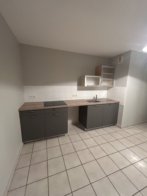 LOCATION - Appartement - SAVIGNEUX (42600) - 786 €