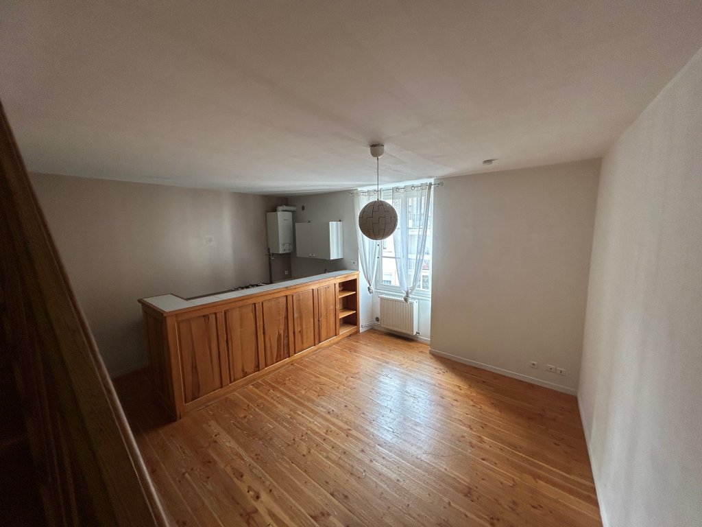 LOCATION - Appartement - MONTBRISON (42600) - 440 €