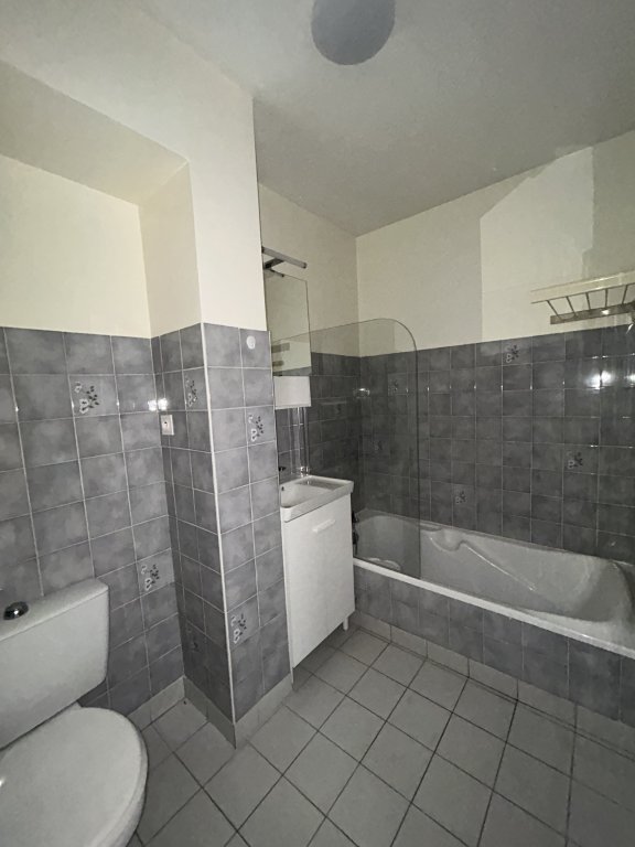 LOCATION - Appartement - MONTBRISON (42600) - 385 €